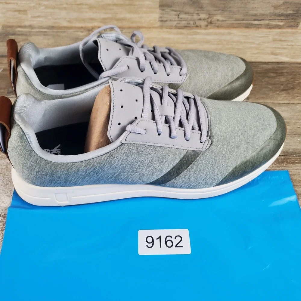 York Athletics Mfg. The Henry Runner Sweatshirt Shoes Mens 11 Womens 12.5 Gray